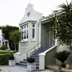 Bed & Breakfast Conifer House, Port Elizabeth